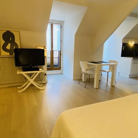 Grand De Standing Hyper Centre Apartman *