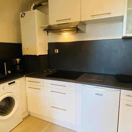 Grand De Standing Hyper Centre *